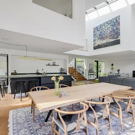 Architectural Luxurious Willa