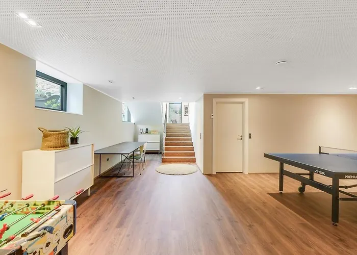 Βίλα Architectural Luxurious Γκεντόφτε