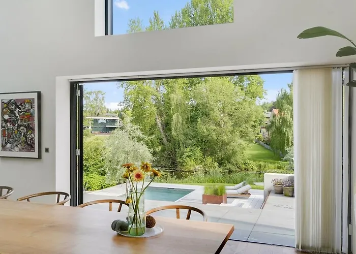 Architectural Luxurious Villa Gentofte