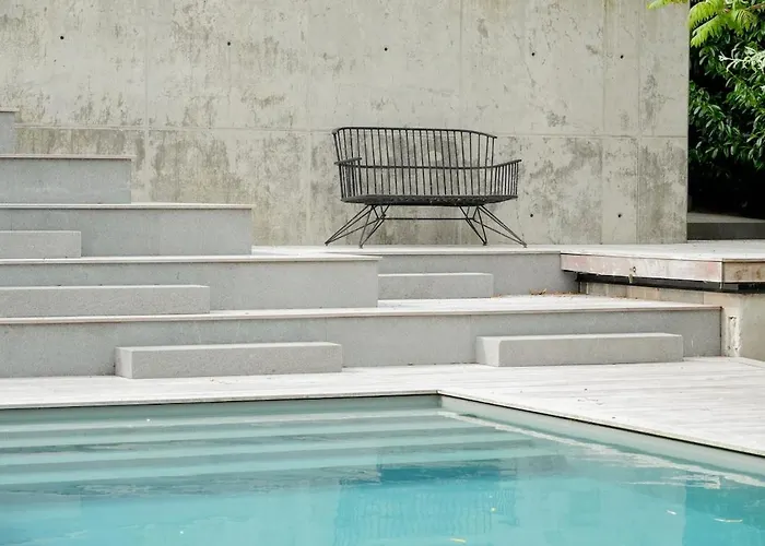 Architectural Luxurious Γκεντόφτε