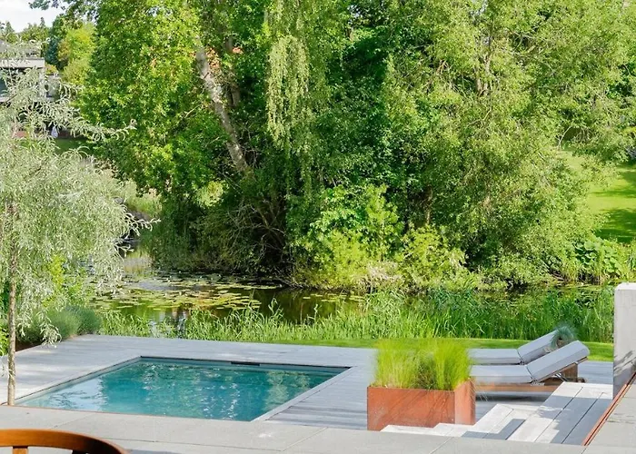 Villa Architectural Luxurious